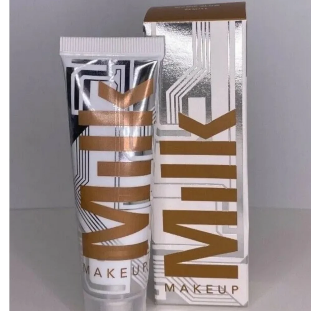 ❇️🧚‍♀️REALITY Milk Makeup Bionic Glow NWT